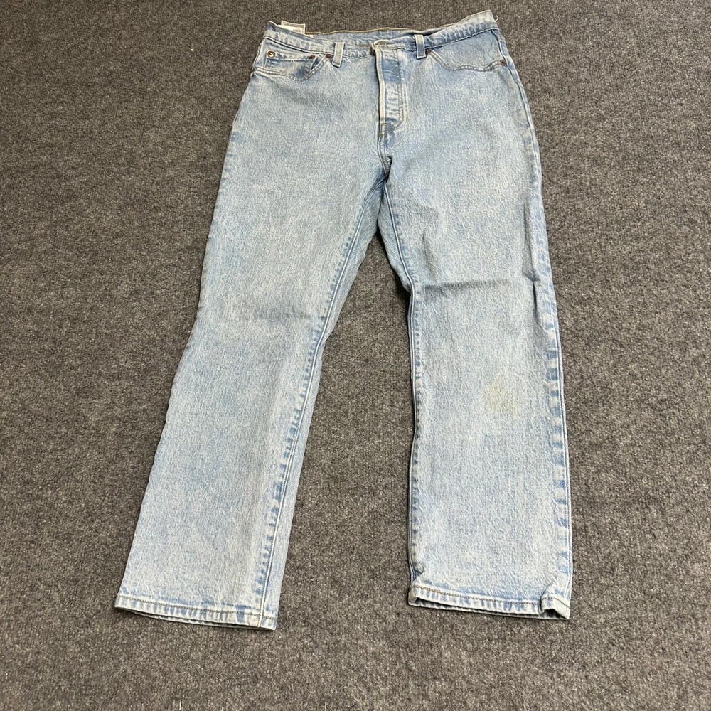 Levi's Jeans Mens Size 29x26 Light Wash 501 Original Fit Straight Leg Button Fly